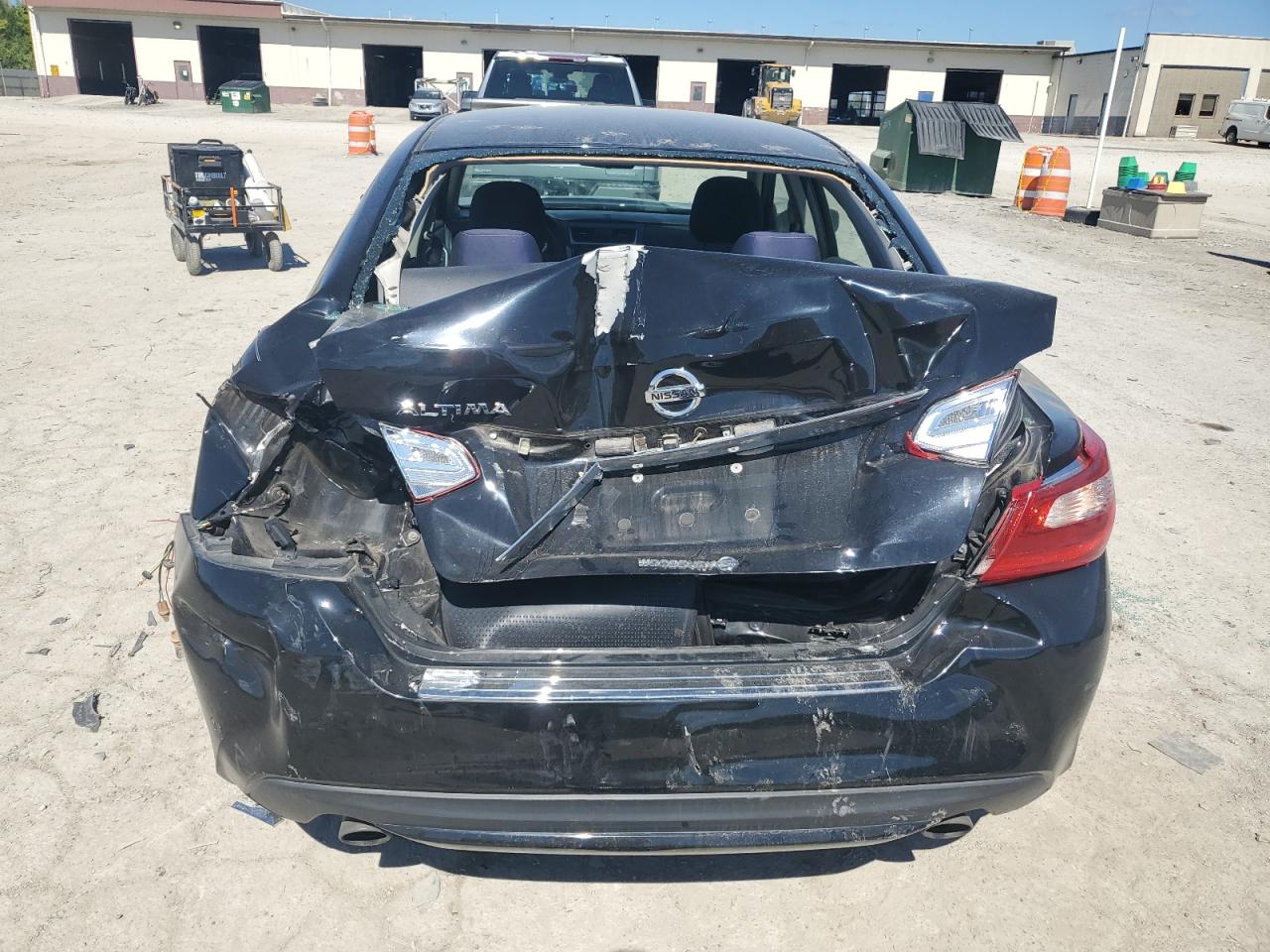 2017 Nissan Altima 2.5 VIN: 1N4AL3AP3HN362482 Lot: 84371585