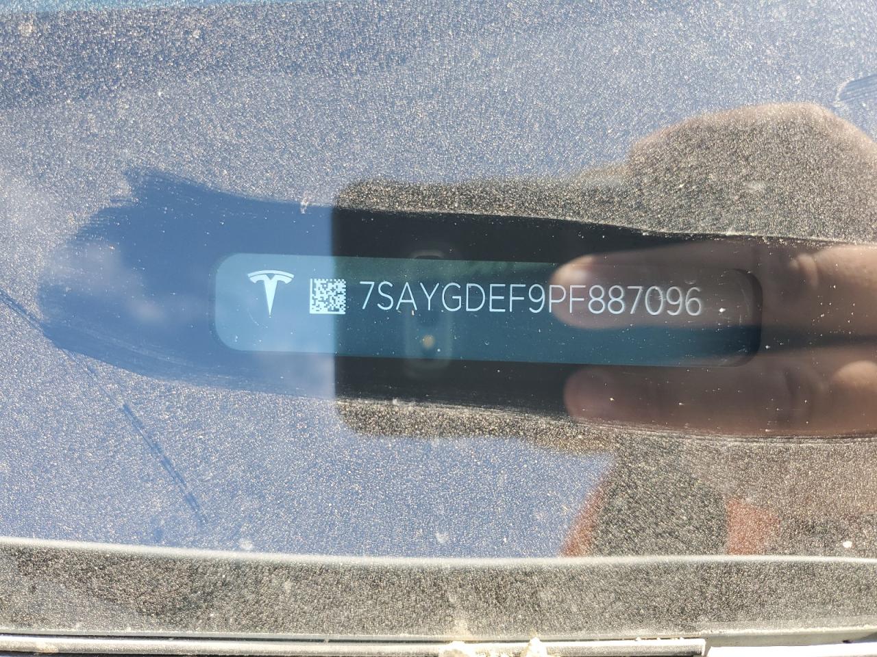 2023 Tesla Model Y VIN: 7SAYGDEF9PF887096 Lot: 82123895