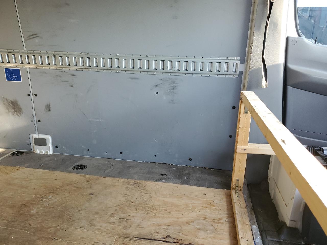 2017 Freightliner Sprinter 2500 VIN: WDYPE8CD5HP575196 Lot: 81436295