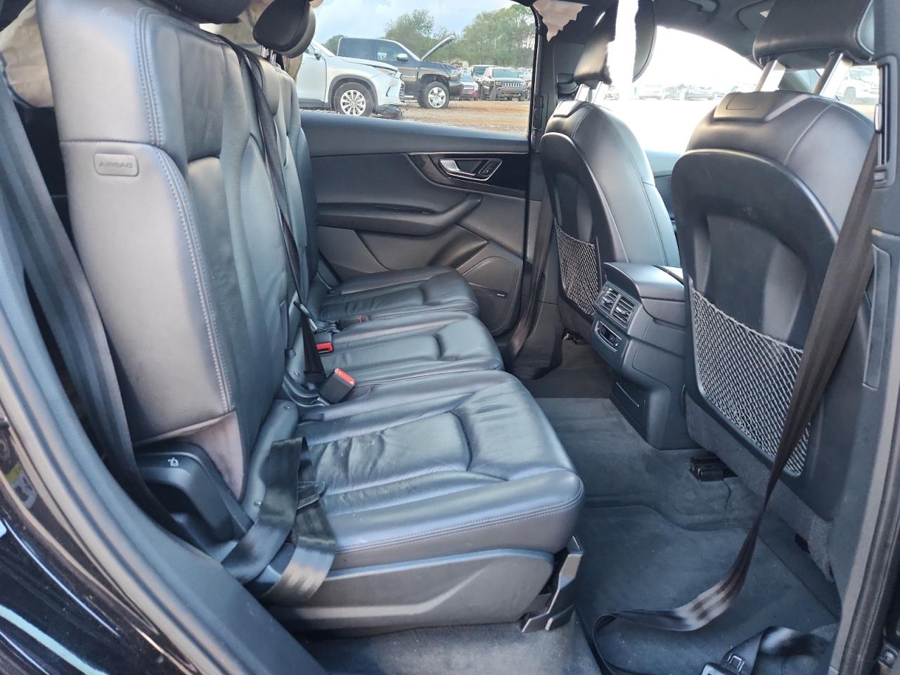 2017 Audi Q7 Premium Plus VIN: WA1LABF72HD020551 Lot: 84048255