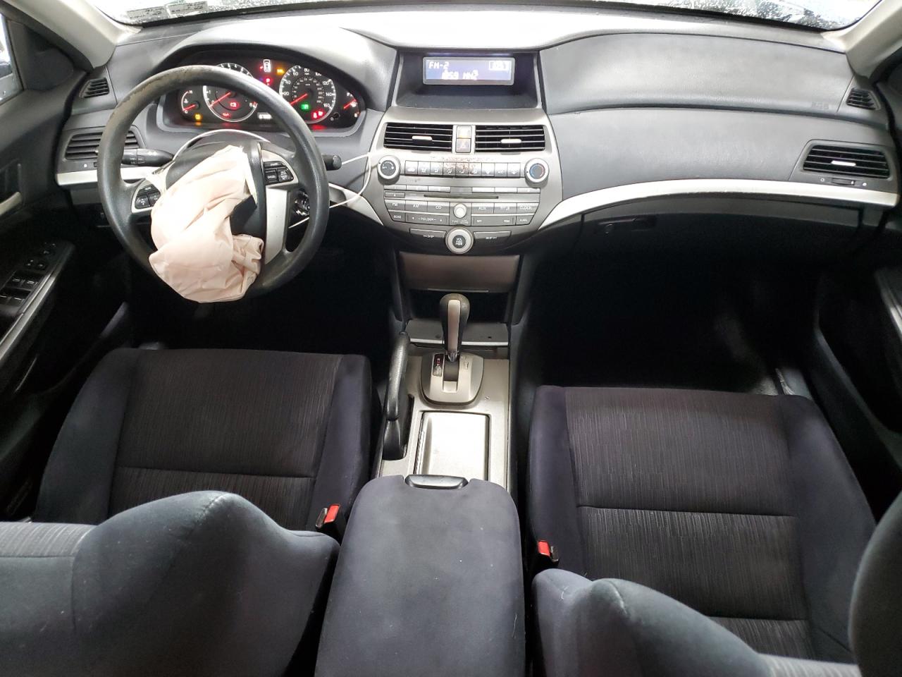 2011 Honda Accord Lxp VIN: 1HGCP2F48BA102840 Lot: 82080245