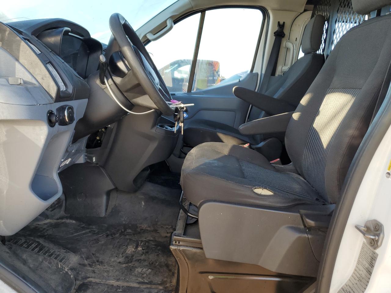 2019 Ford Transit T-250 VIN: 1FTYR1ZM5KKA56169 Lot: 81091215