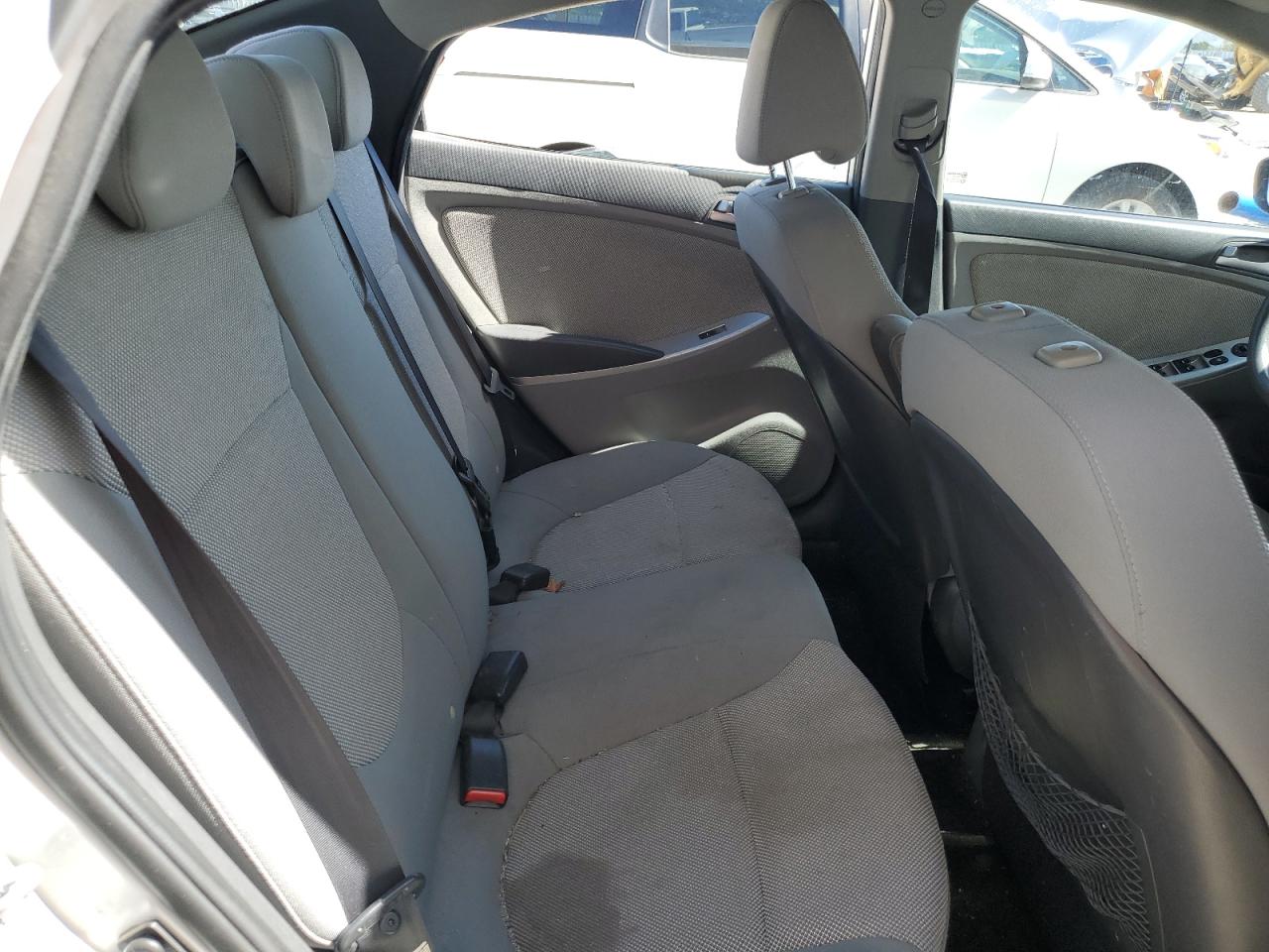 2013 Hyundai Accent Gls VIN: KMHCT4AEXDU273186 Lot: 81818995