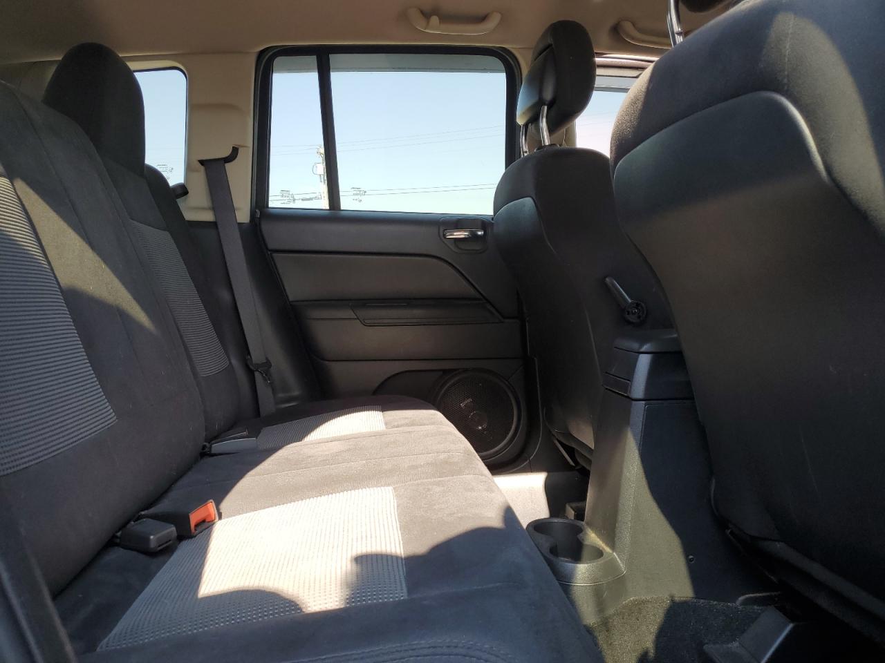 2015 Jeep Compass Sport VIN: 1C4NJCBA6FD208864 Lot: 71126065