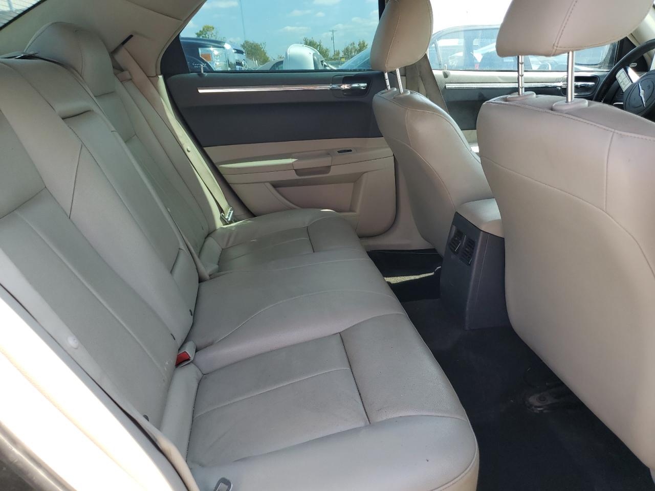 2005 Chrysler 300 Touring VIN: 2C3JA53G75H537740 Lot: 81148715