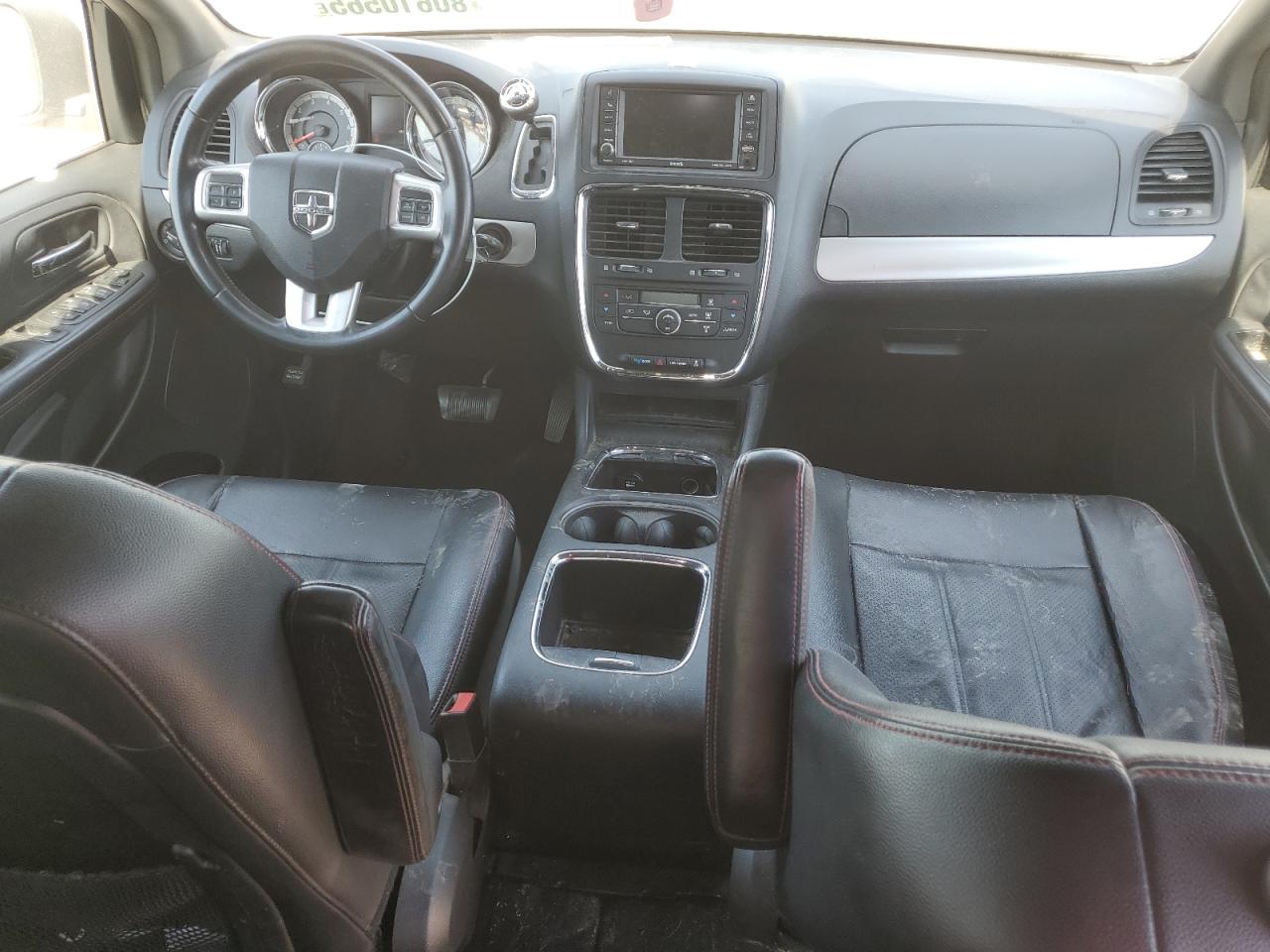 2014 Dodge Grand Caravan R/T VIN: 2C4RDGEG9ER385548 Lot: 80610565