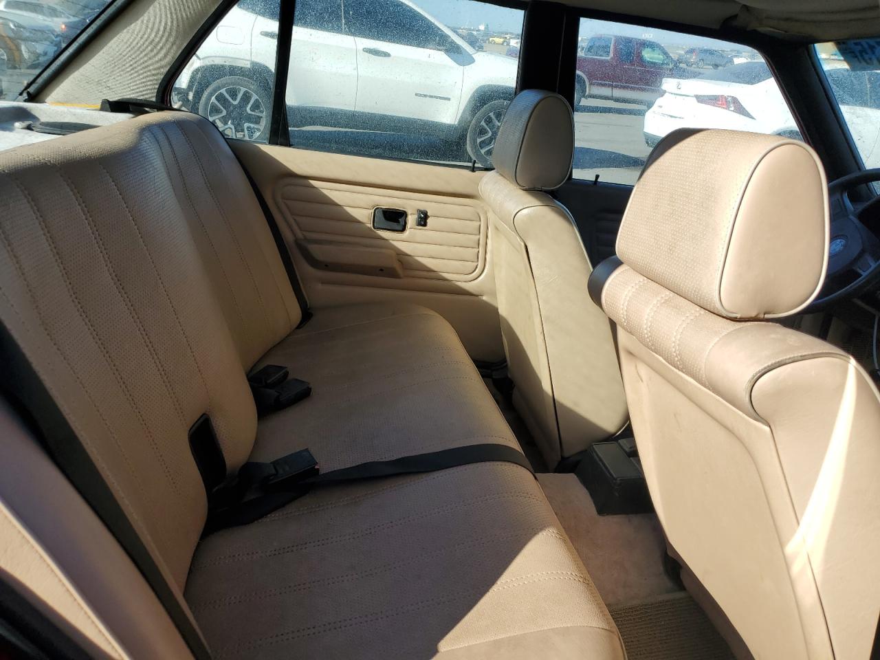 1989 BMW 325 I Automatic VIN: WBAAD2303KED24551 Lot: 81469715