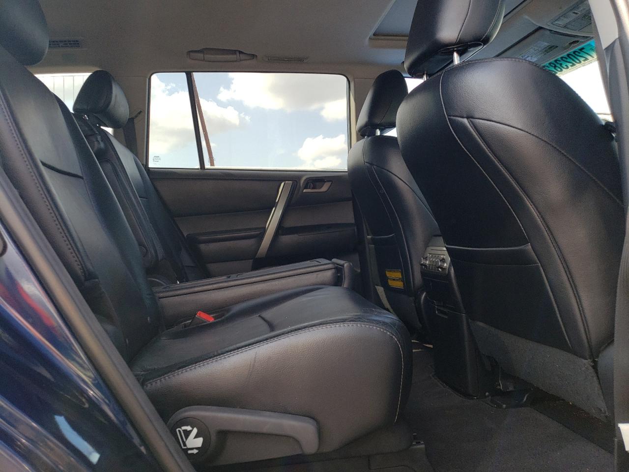 2012 Toyota Highlander Base VIN: 5TDBK3EH5CS097751 Lot: 72023825