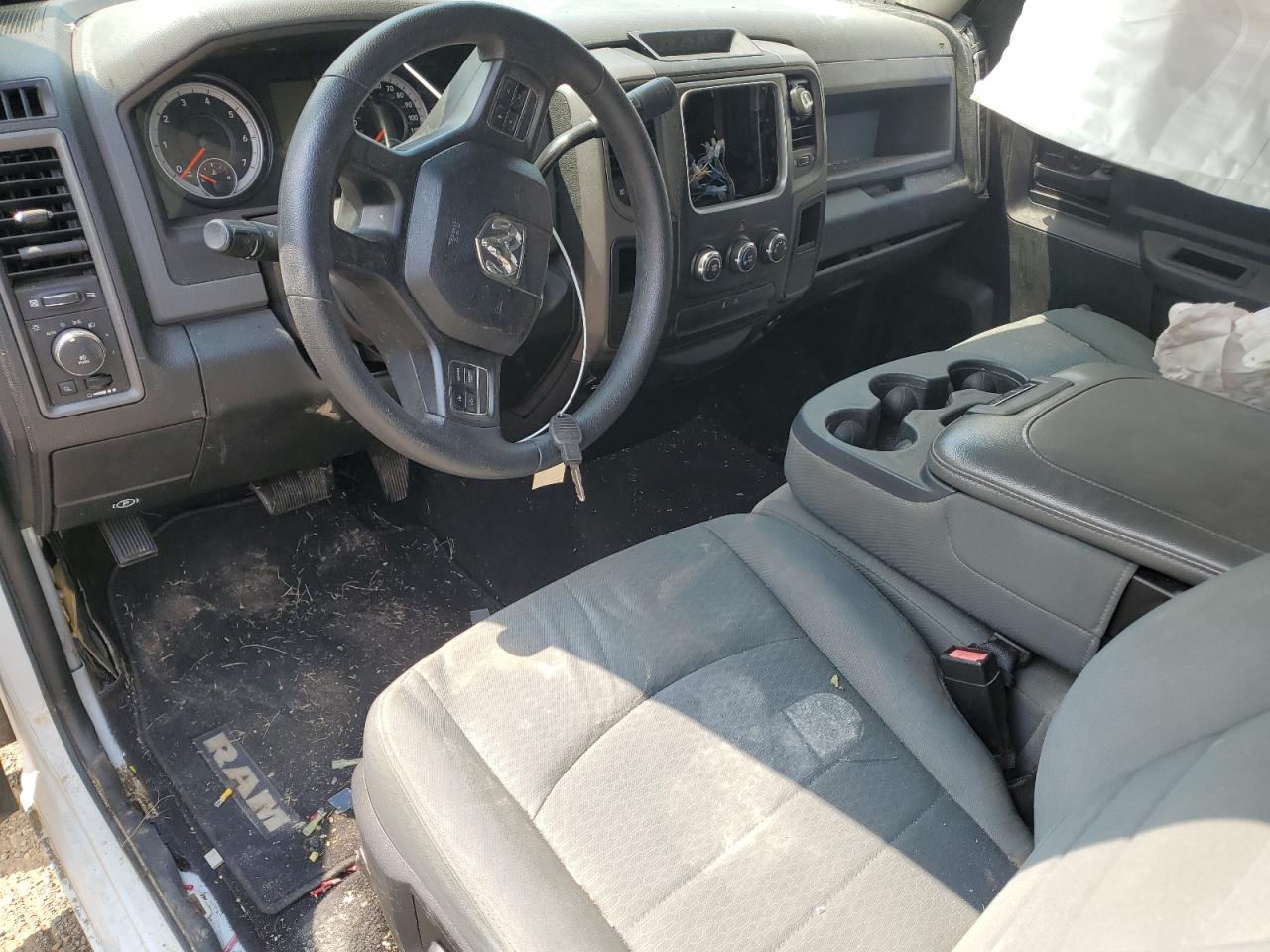 2014 Ram 1500 St VIN: 3C6JR6ATXEG102874 Lot: 81008085