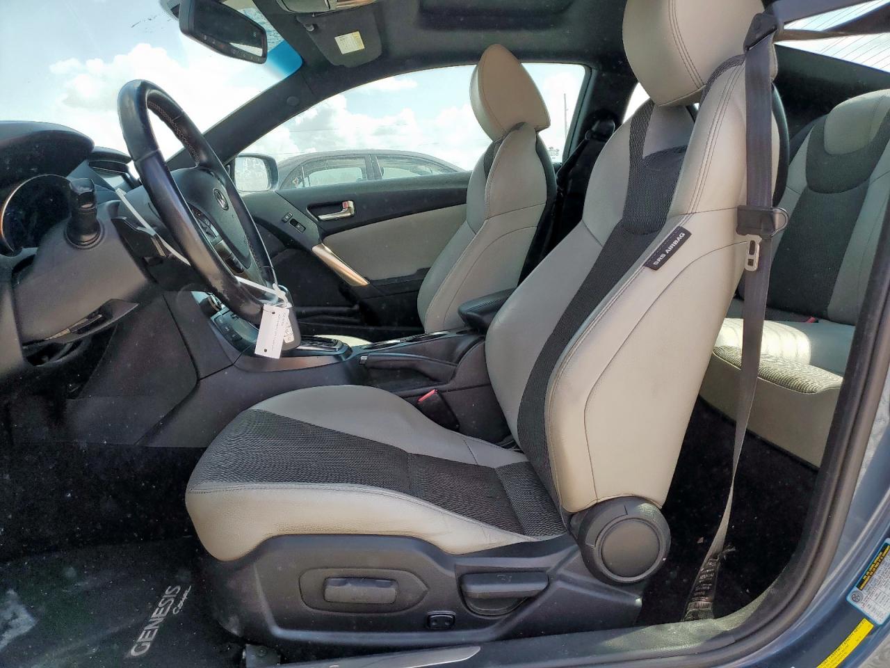 2013 Hyundai Genesis Coupe 2.0T VIN: KMHHT6KD2DU094230 Lot: 80676445