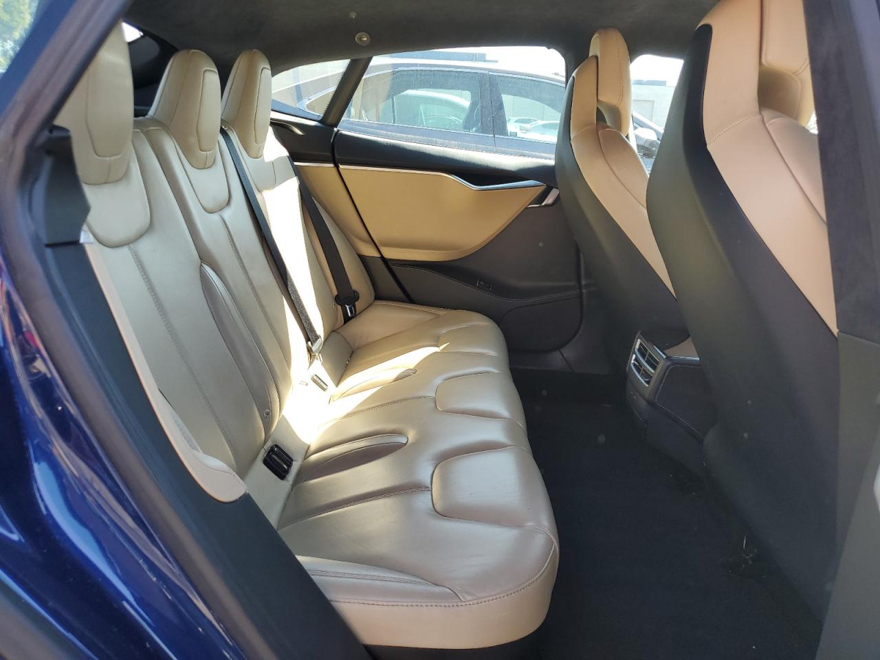 2017 Tesla Model S VIN: 5YJSA1E17HF185576 Lot: 71558445