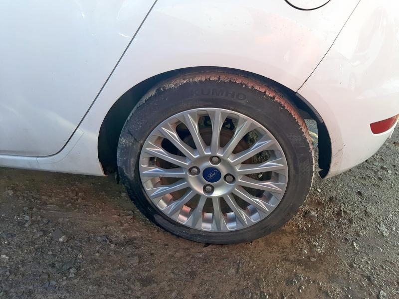 2013 FORD FIESTA TITANIUM