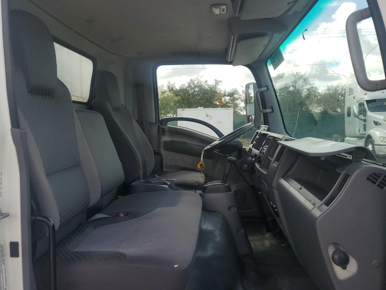 2014 Isuzu Npr Hd - Refrigerated Box Truck VIN: 54DC4W1C0ES800334 Lot: 81522135