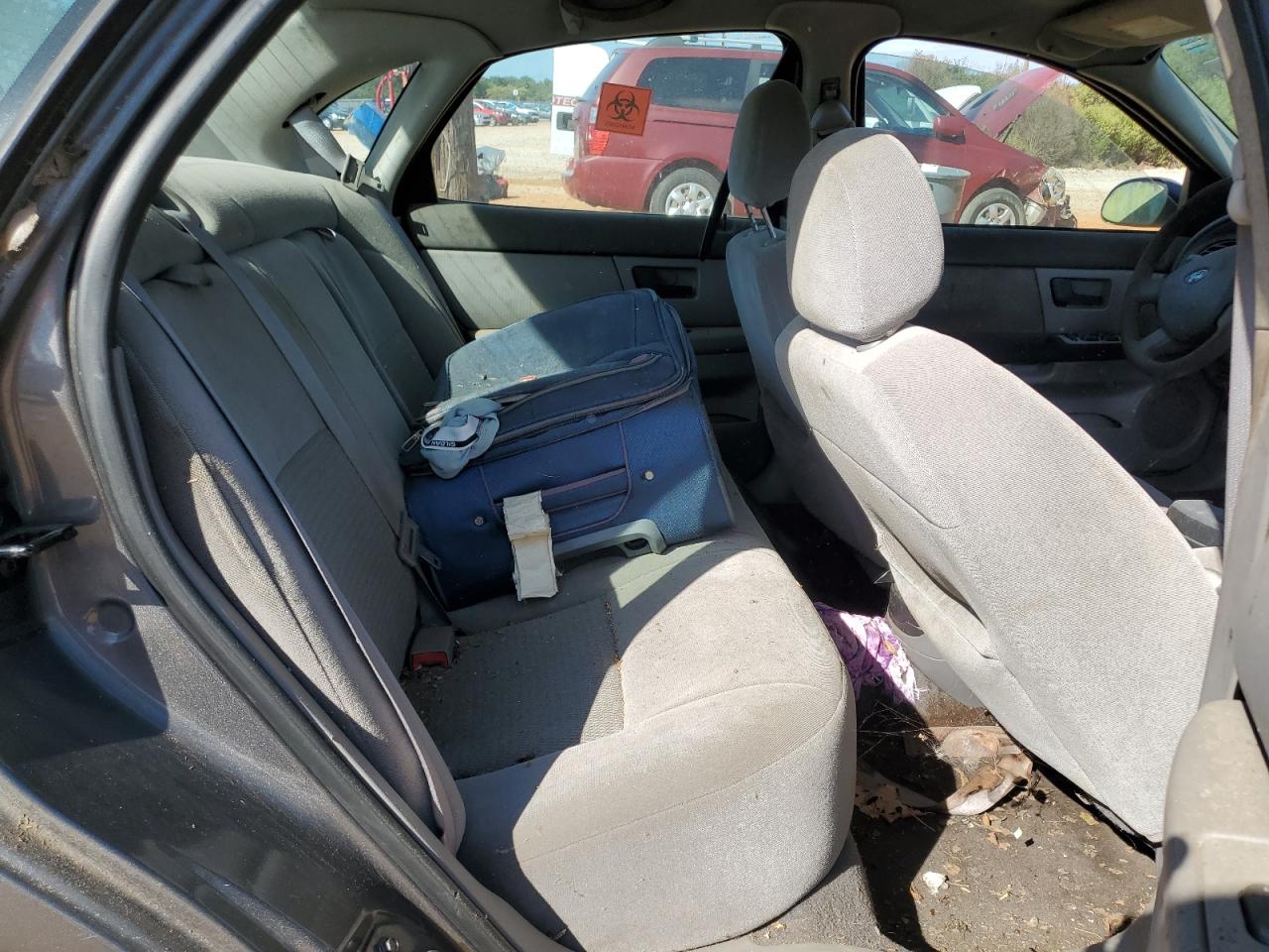 2005 Ford Taurus Se VIN: 1FAFP53U35A224565 Lot: 71682815