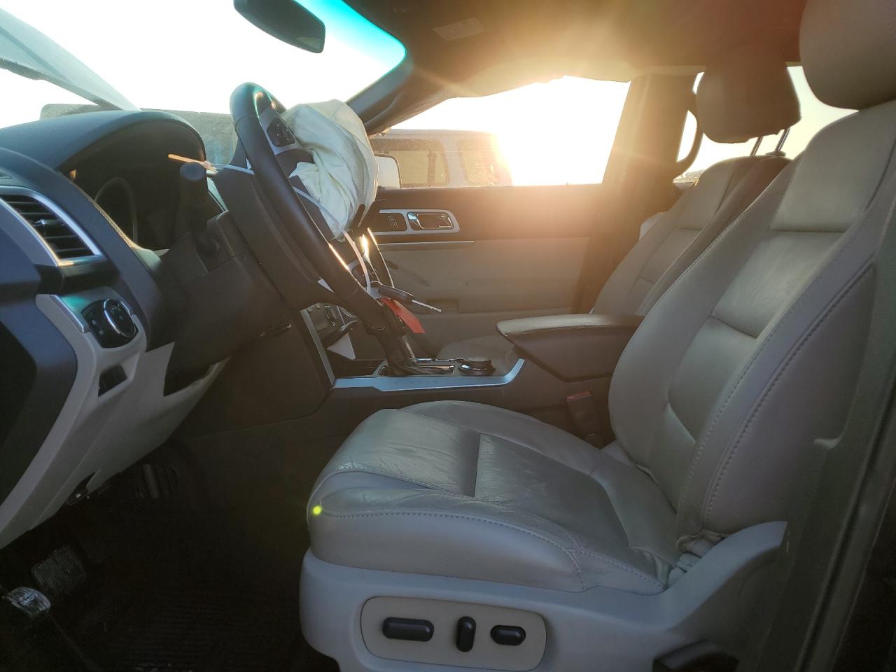 2015 Ford Explorer Xlt VIN: 1FM5K7D8XFGB30310 Lot: 81142305