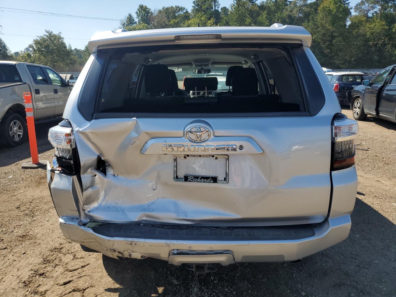 2016 Toyota 4Runner Sr5 VIN: JTEZU5JR9G5135976 Lot: 81370355