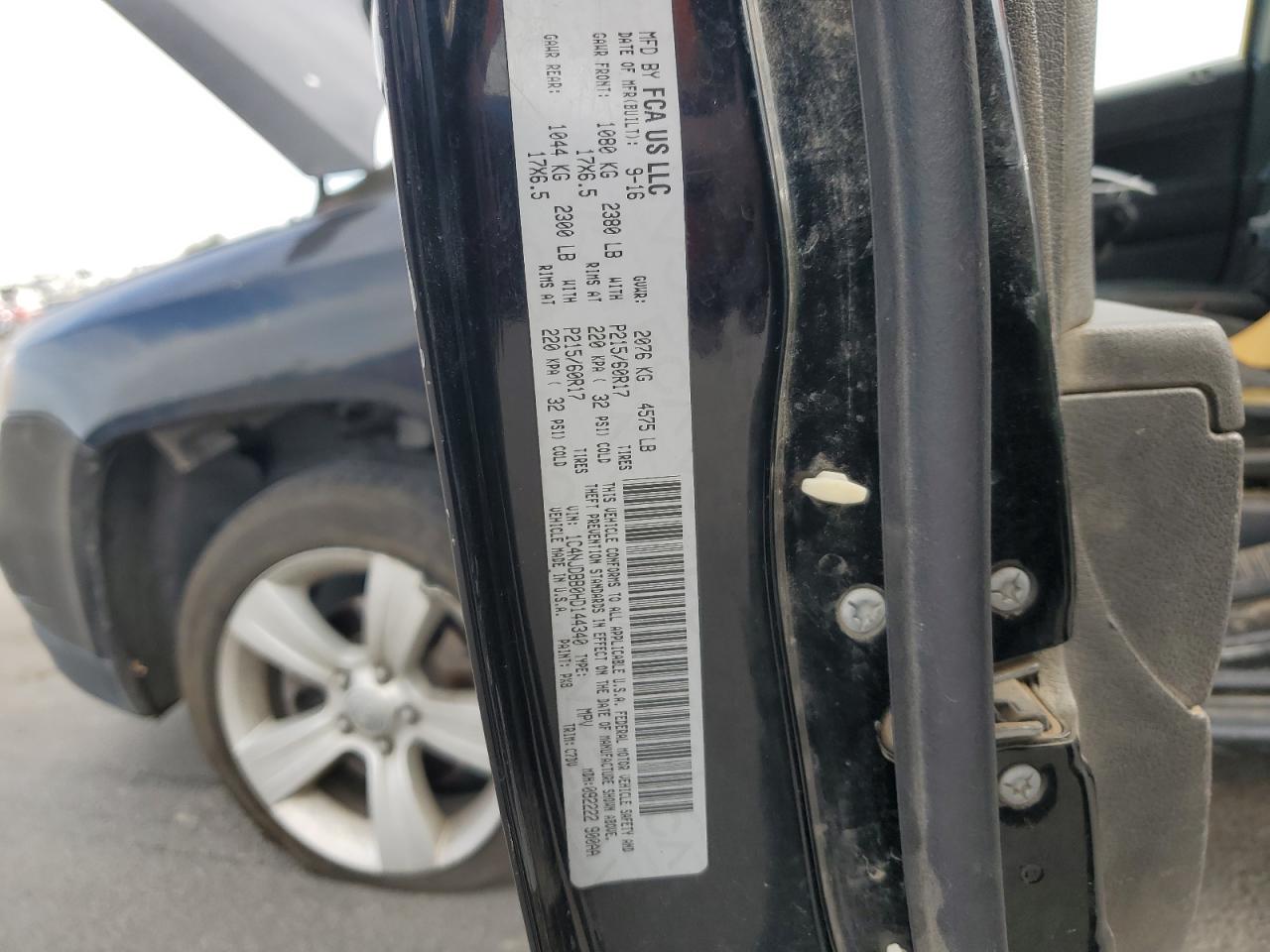 2017 Jeep Compass Sport VIN: 1C4NJDBB0HD144340 Lot: 81647295