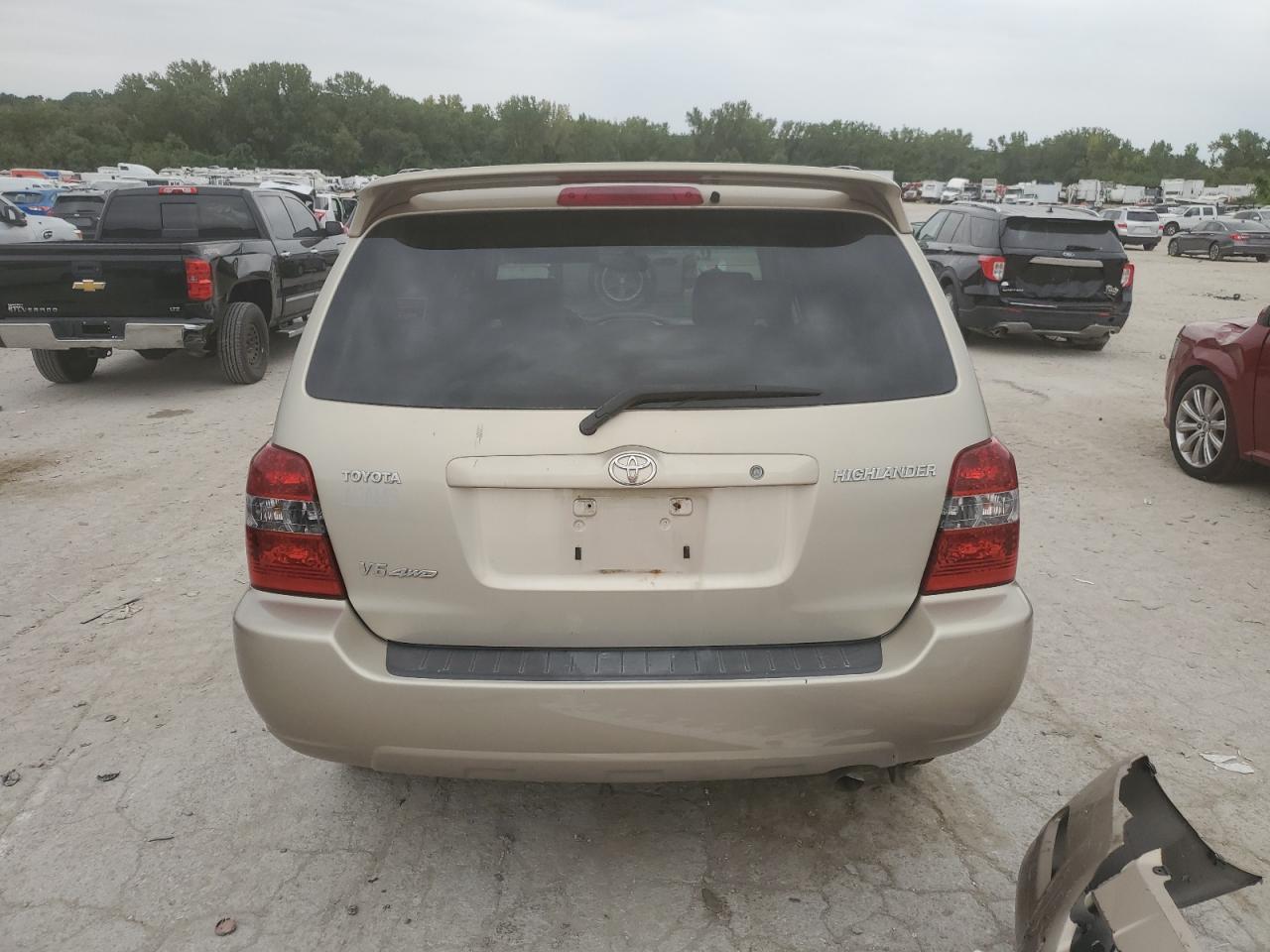 2005 Toyota Highlander Limited VIN: JTEEP21A050114698 Lot: 71903635