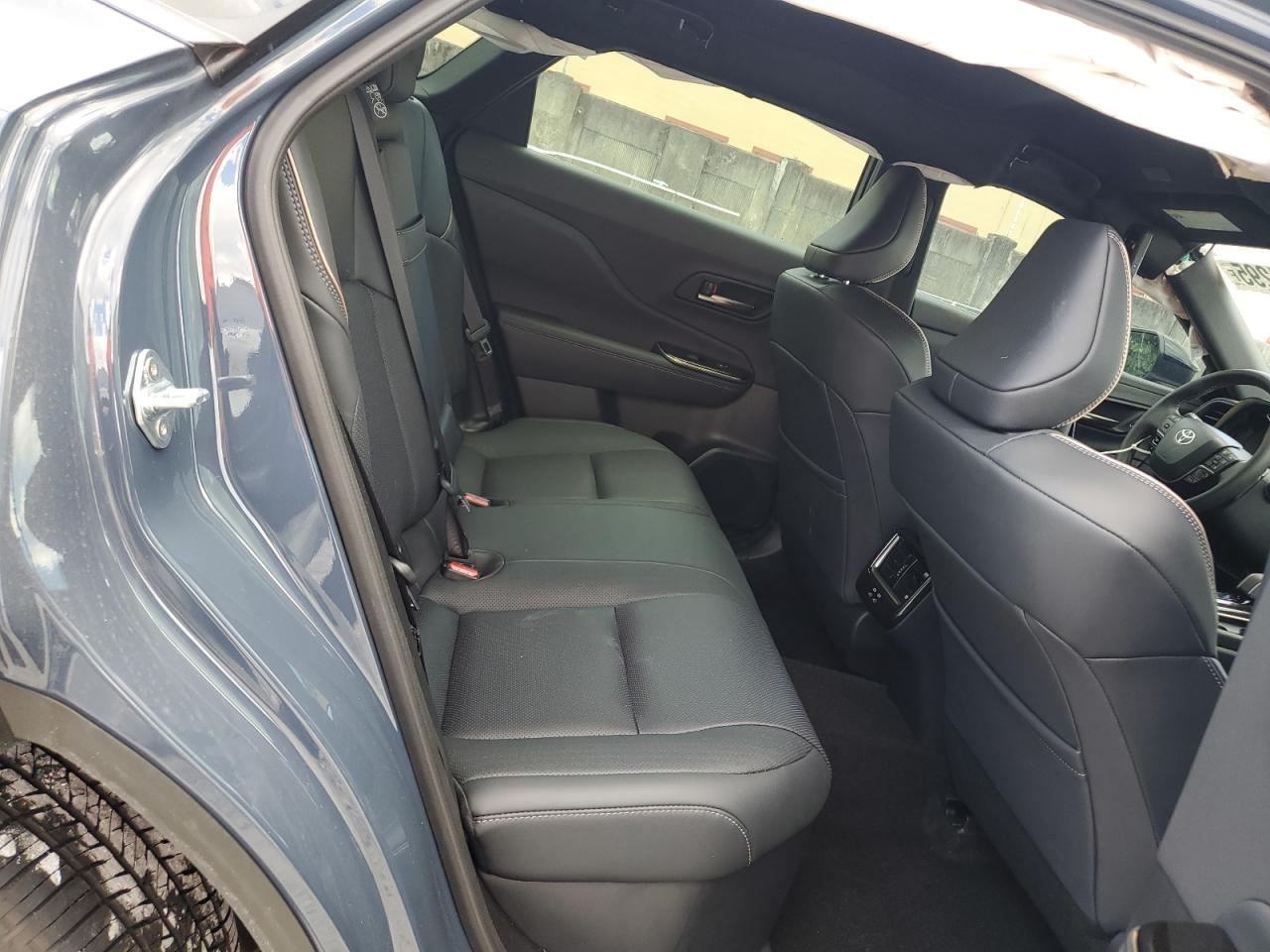 2025 Toyota Crown Signia Xle VIN: JTDACAAJ6S3021851 Lot: 80861295