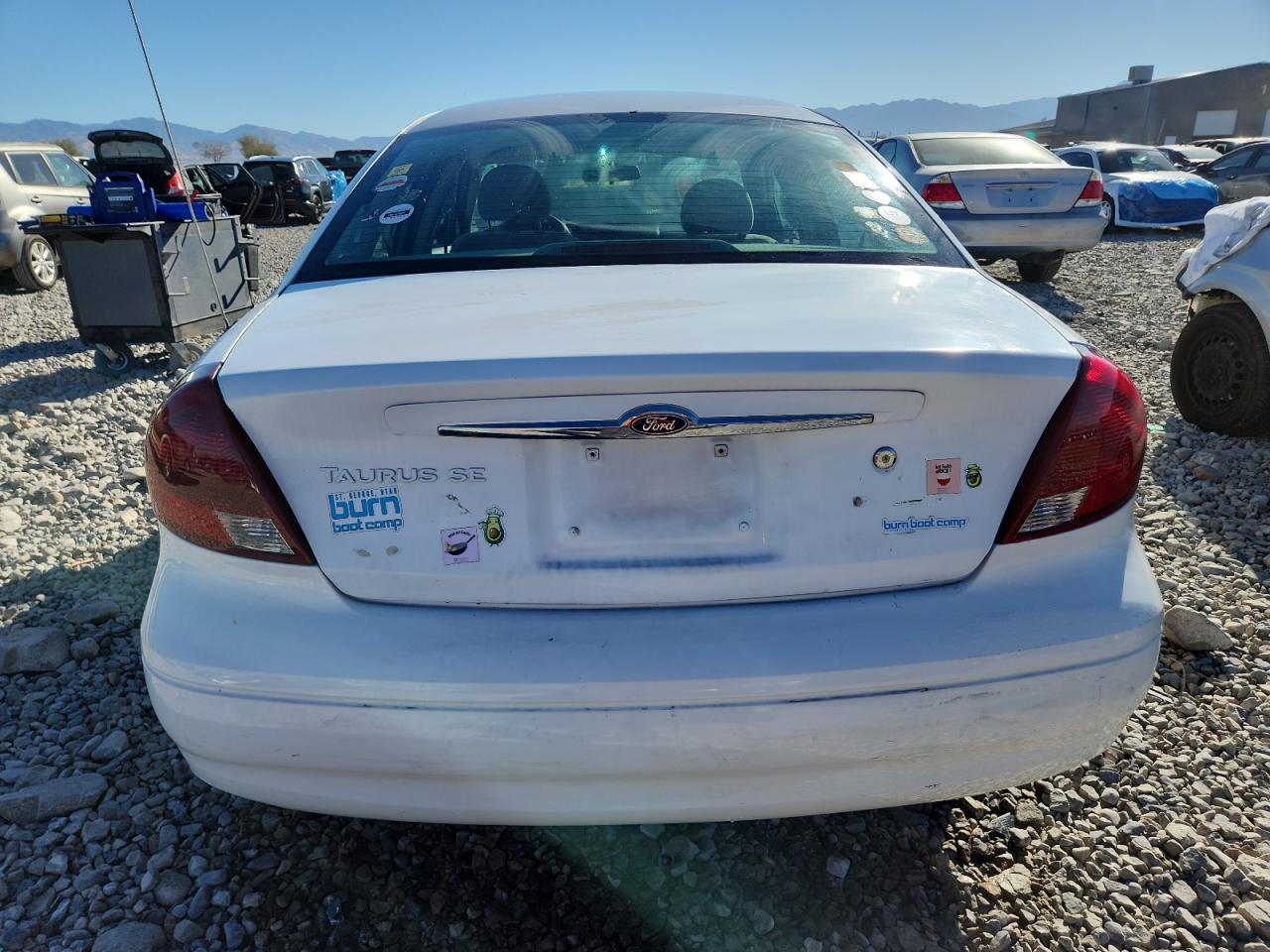 2002 Ford Taurus Se VIN: 1FAFP53U72A166570 Lot: 82153125