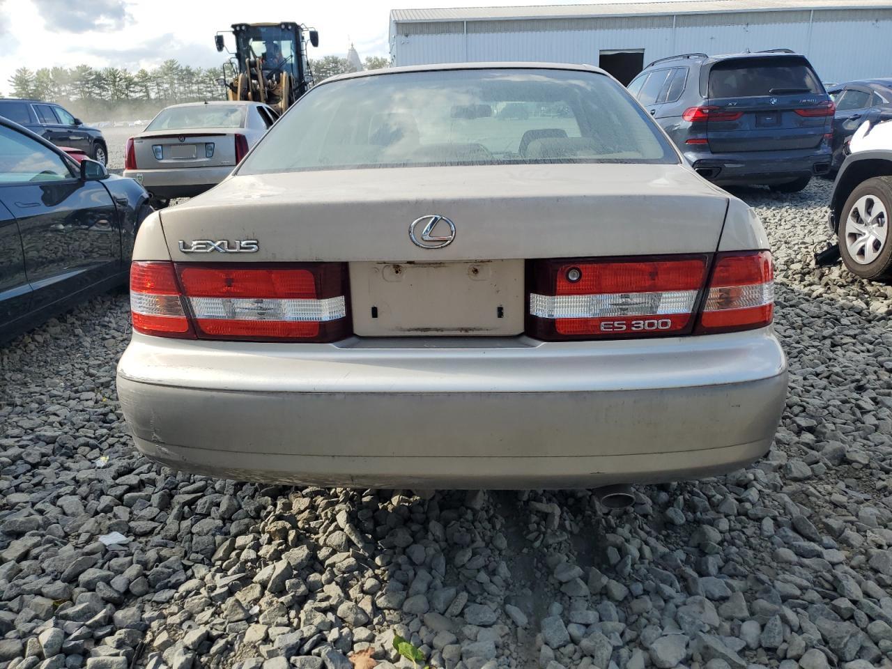 2001 Lexus Es 300 VIN: JT8BF28G410335752 Lot: 71708235