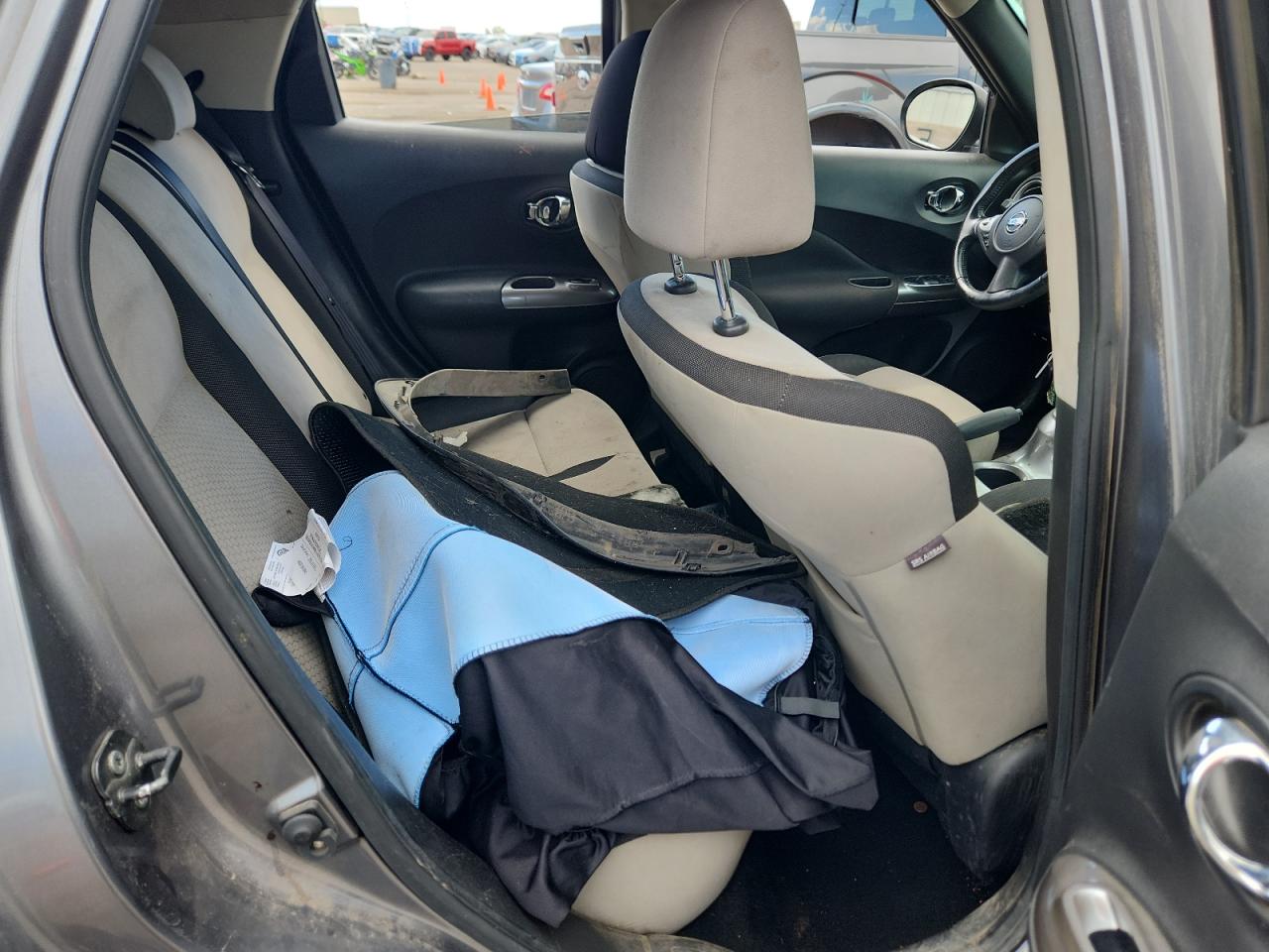 2014 Nissan Juke S VIN: JN8AF5MV9ET361503 Lot: 72100385