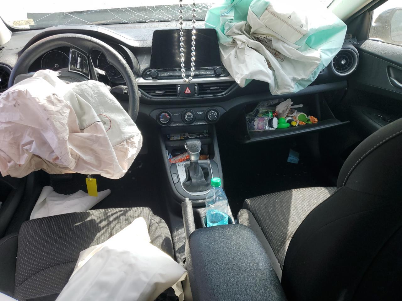 2021 Kia Forte Fe VIN: 3KPF24AD2ME387564 Lot: 82170615