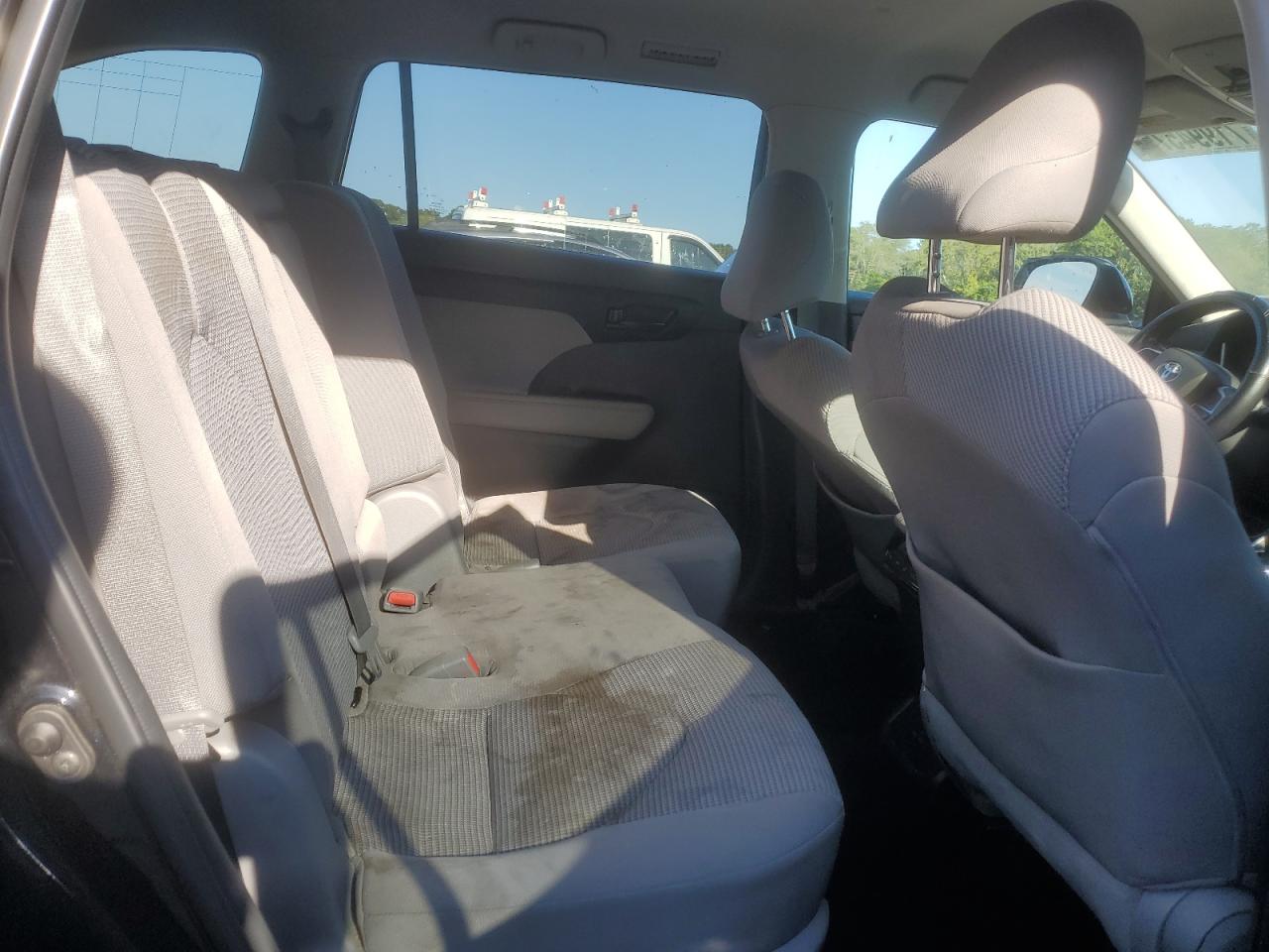 2022 Toyota Highlander L VIN: 5TDBZRBH1NS572074 Lot: 71994575