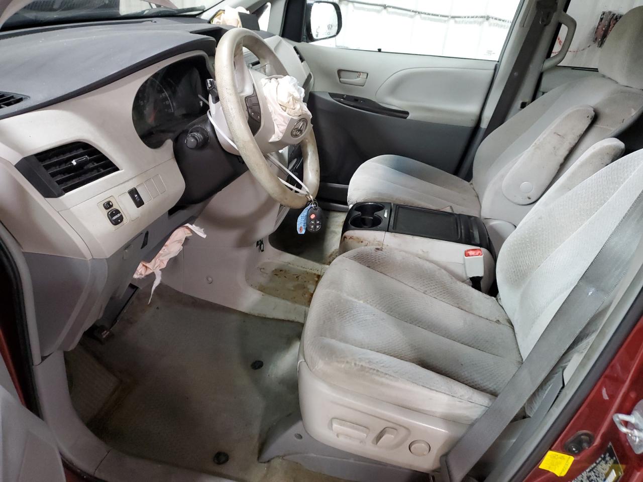 2013 Toyota Sienna Le VIN: 5TDJK3DC6DS053681 Lot: 81803055