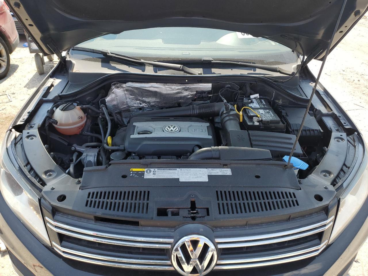 2017 Volkswagen Tiguan S VIN: WVGAV7AX7HW503586 Lot: 80779245