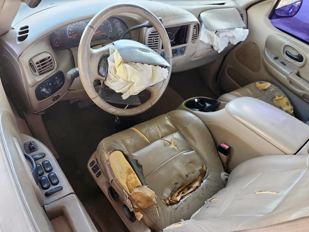 2002 Ford F150 Supercrew VIN: 1FTRW07LX2KA53852 Lot: 70382035