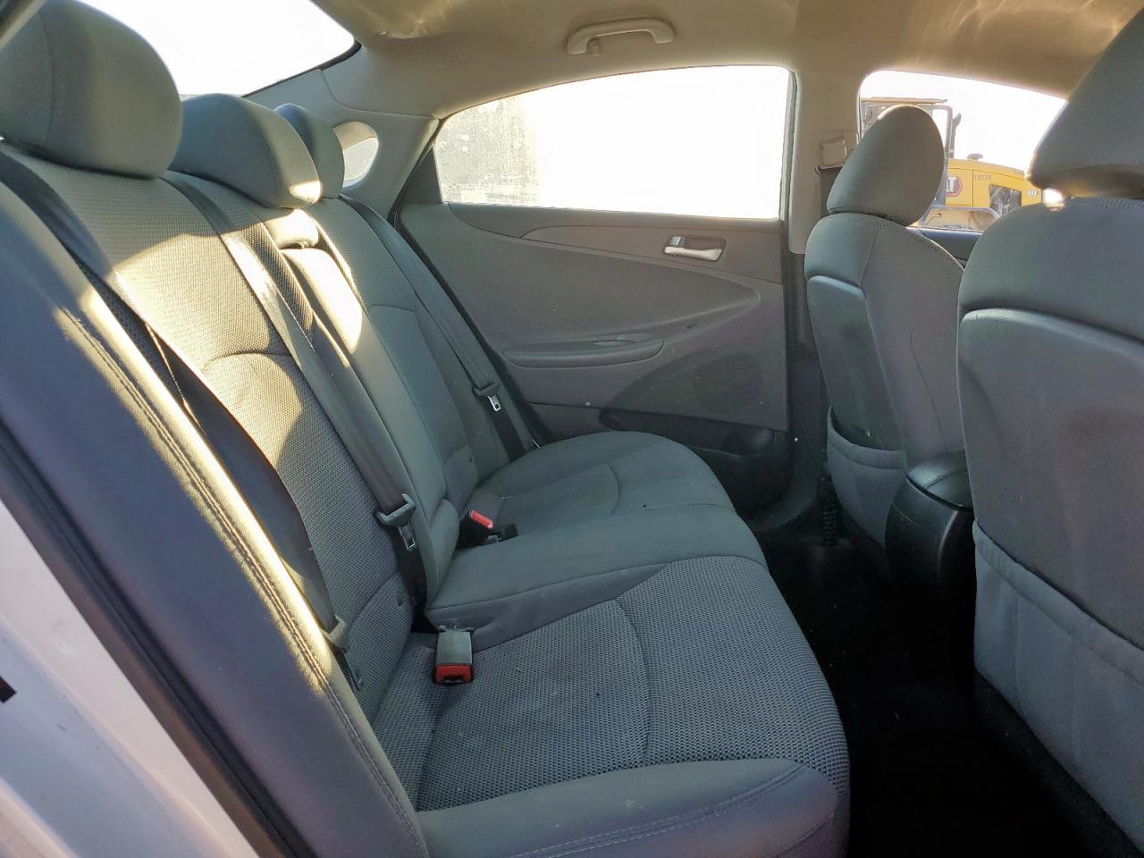 2014 Hyundai Sonata Gls VIN: 5NPEB4AC5EH915632 Lot: 82138765