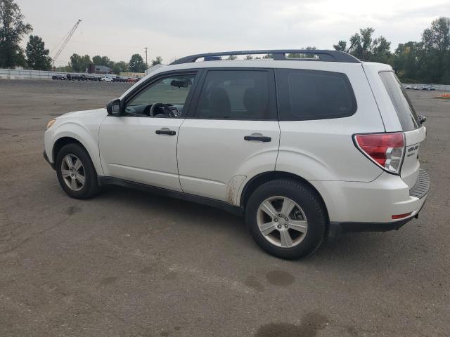  SUBARU FORESTER 2012 Biały