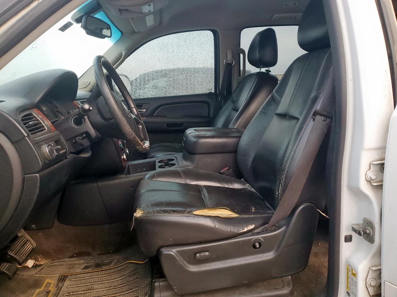 2007 Chevrolet Tahoe C1500 VIN: 1GNFC13047J402179 Lot: 81703535