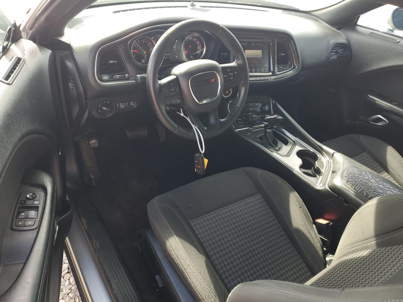 2016 Dodge Challenger Sxt VIN: 2C3CDZAG4GH305528 Lot: 81376105