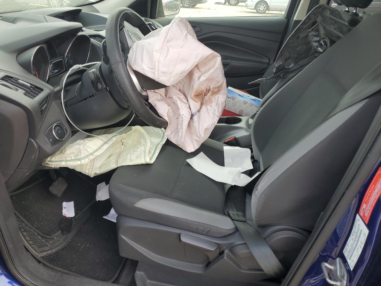 2014 Ford Escape S VIN: 1FMCU0F74EUB30915 Lot: 81872865