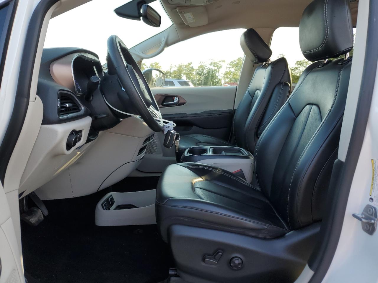 2021 Chrysler Voyager Lxi VIN: 2C4RC1DG3MR547240 Lot: 81432445