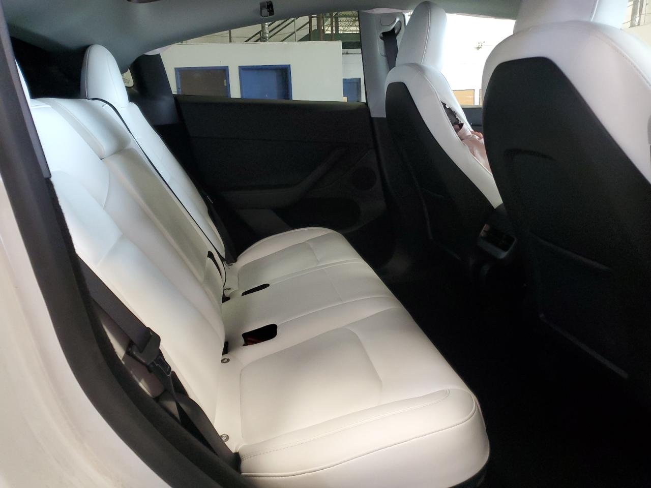 2024 Tesla Model Y VIN: 7SAYGDEE5RF163397 Lot: 81123655