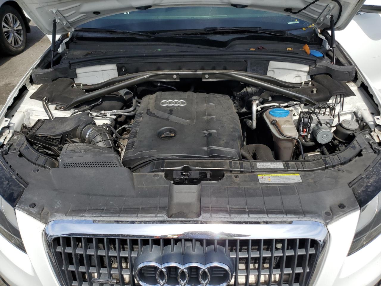 2011 Audi Q5 Premium VIN: WA1CFAFP9BA046584 Lot: 81088035