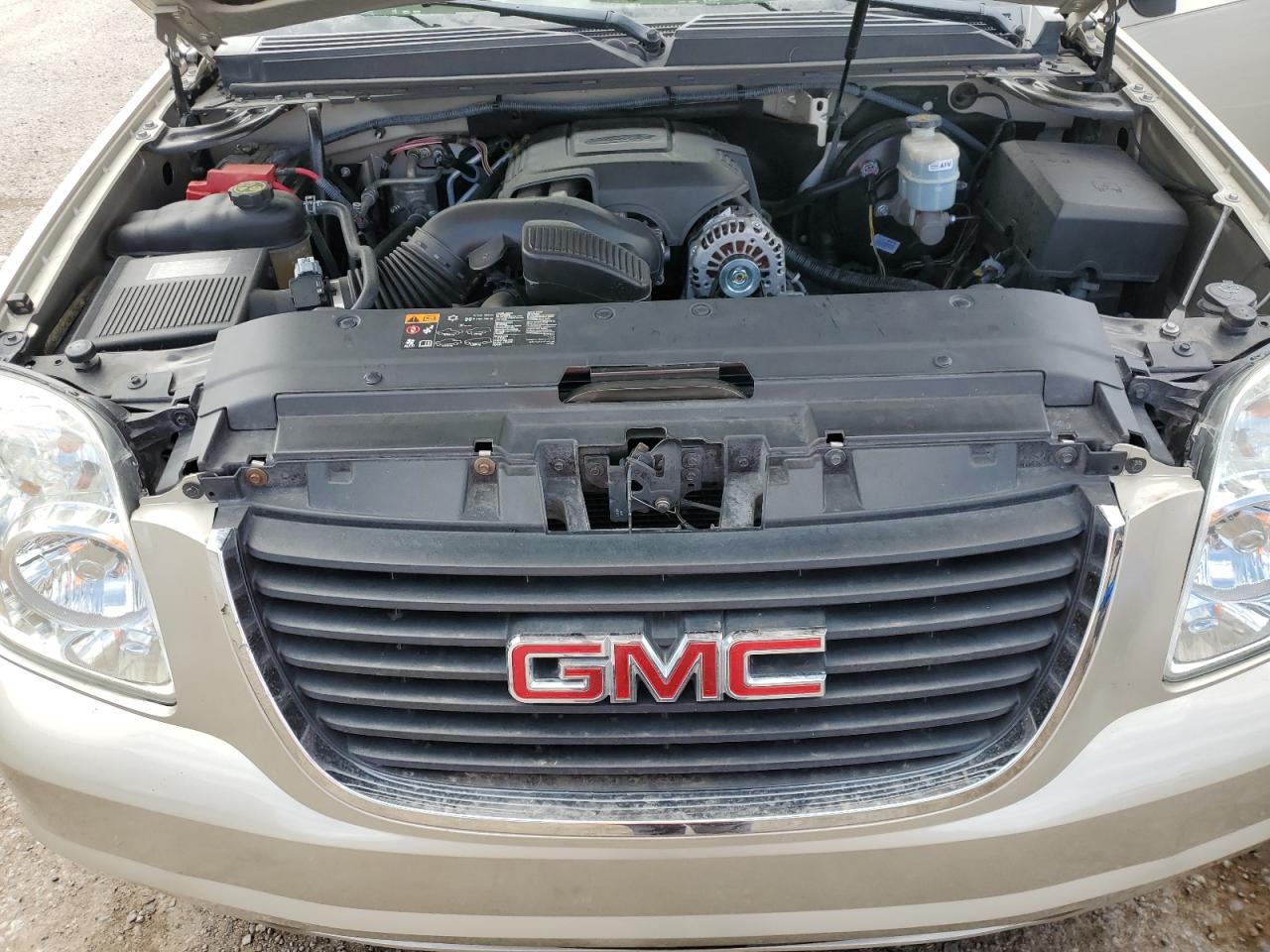 2013 GMC Yukon Sle VIN: 1GKS1AE09DR353802 Lot: 81337005