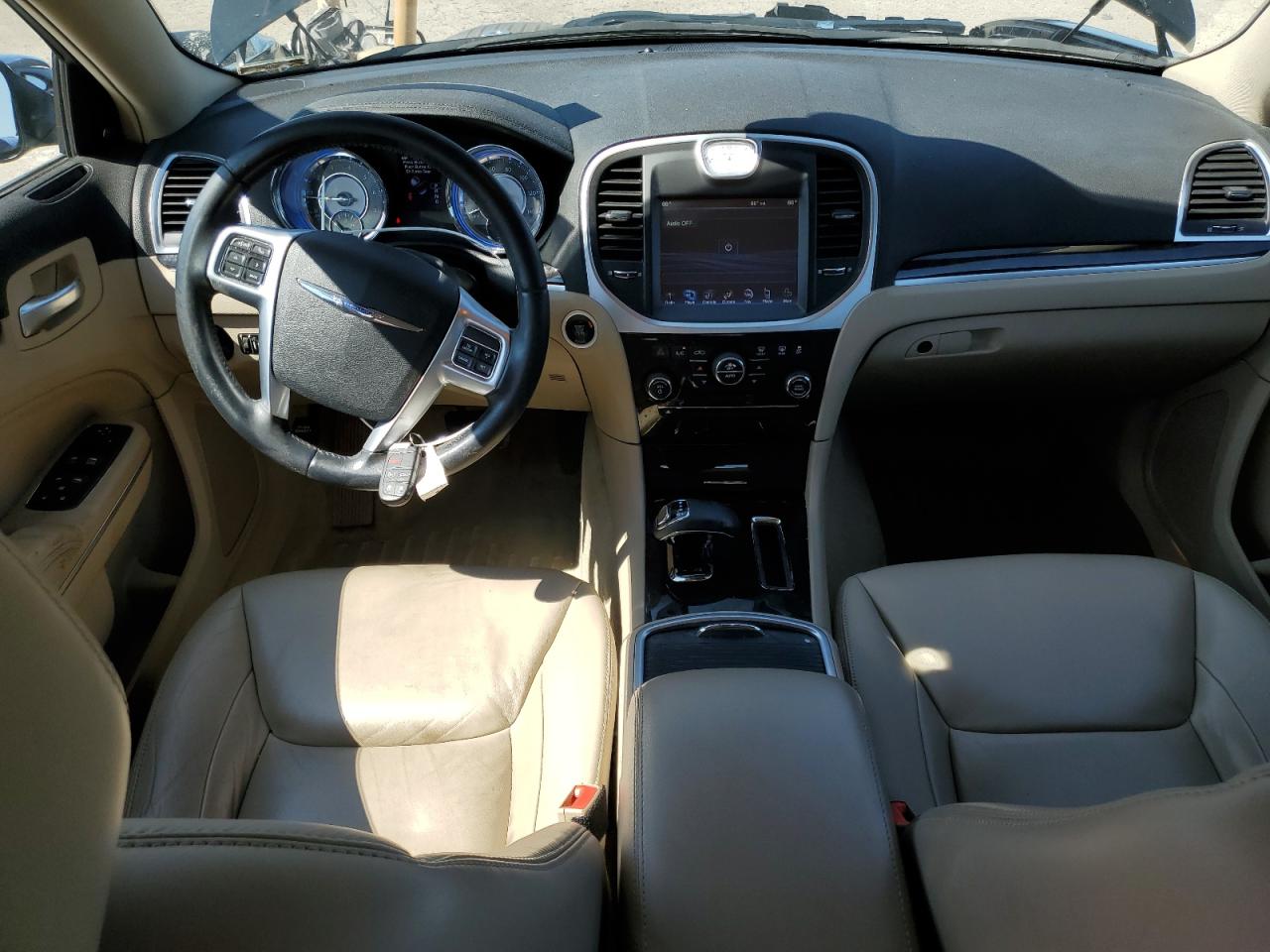 2012 Chrysler 300 Limited VIN: 2C3CCAHG2CH208218 Lot: 71873105