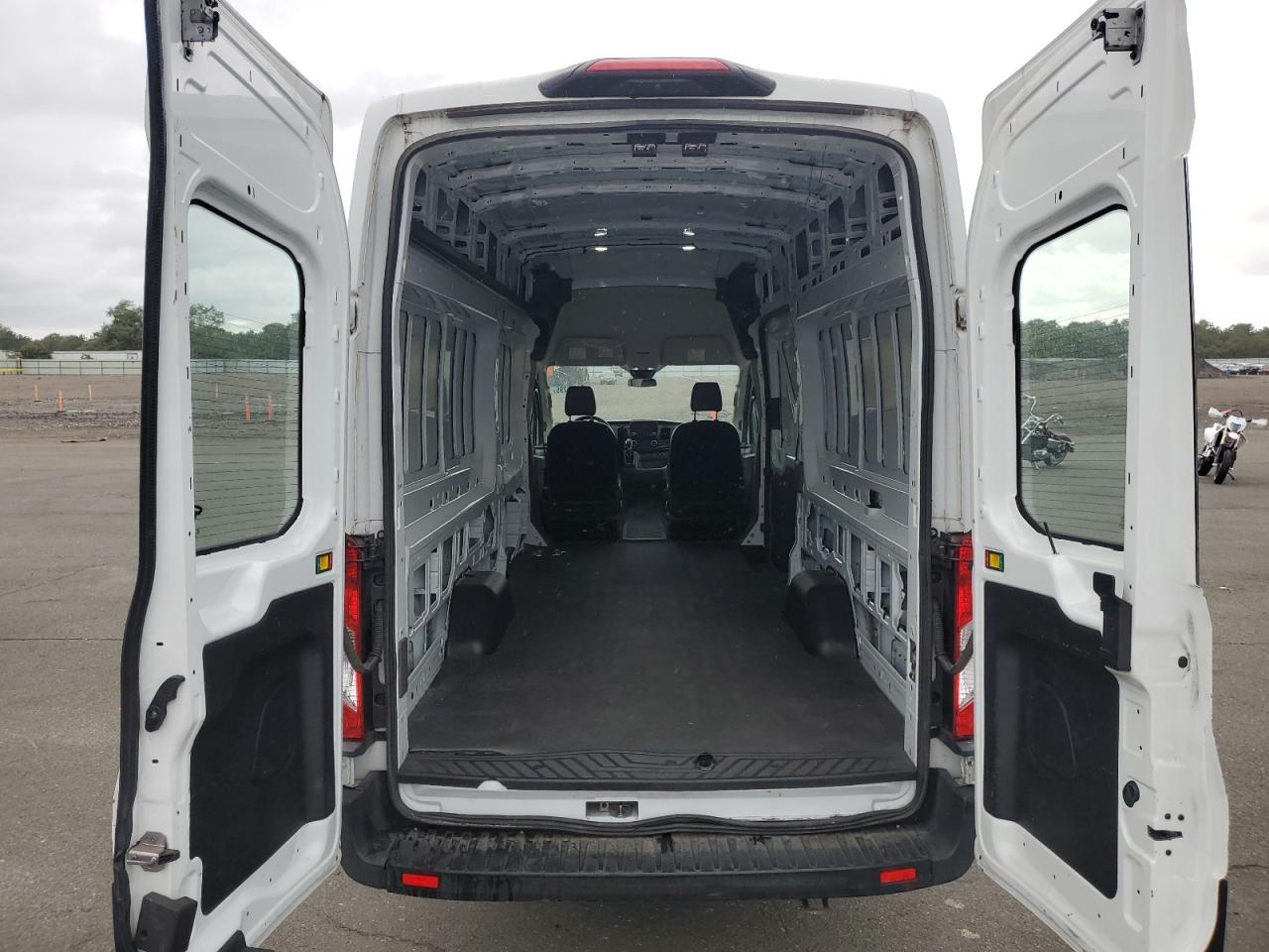 2021 Ford Transit T-250 VIN: 1FTBR3X80MKA21940 Lot: 81076295