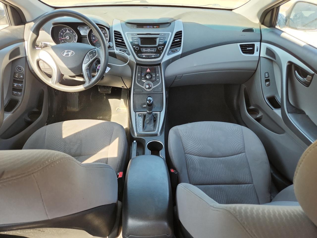 2016 Hyundai Elantra Se VIN: 5NPDH4AE1GH703681 Lot: 81849745