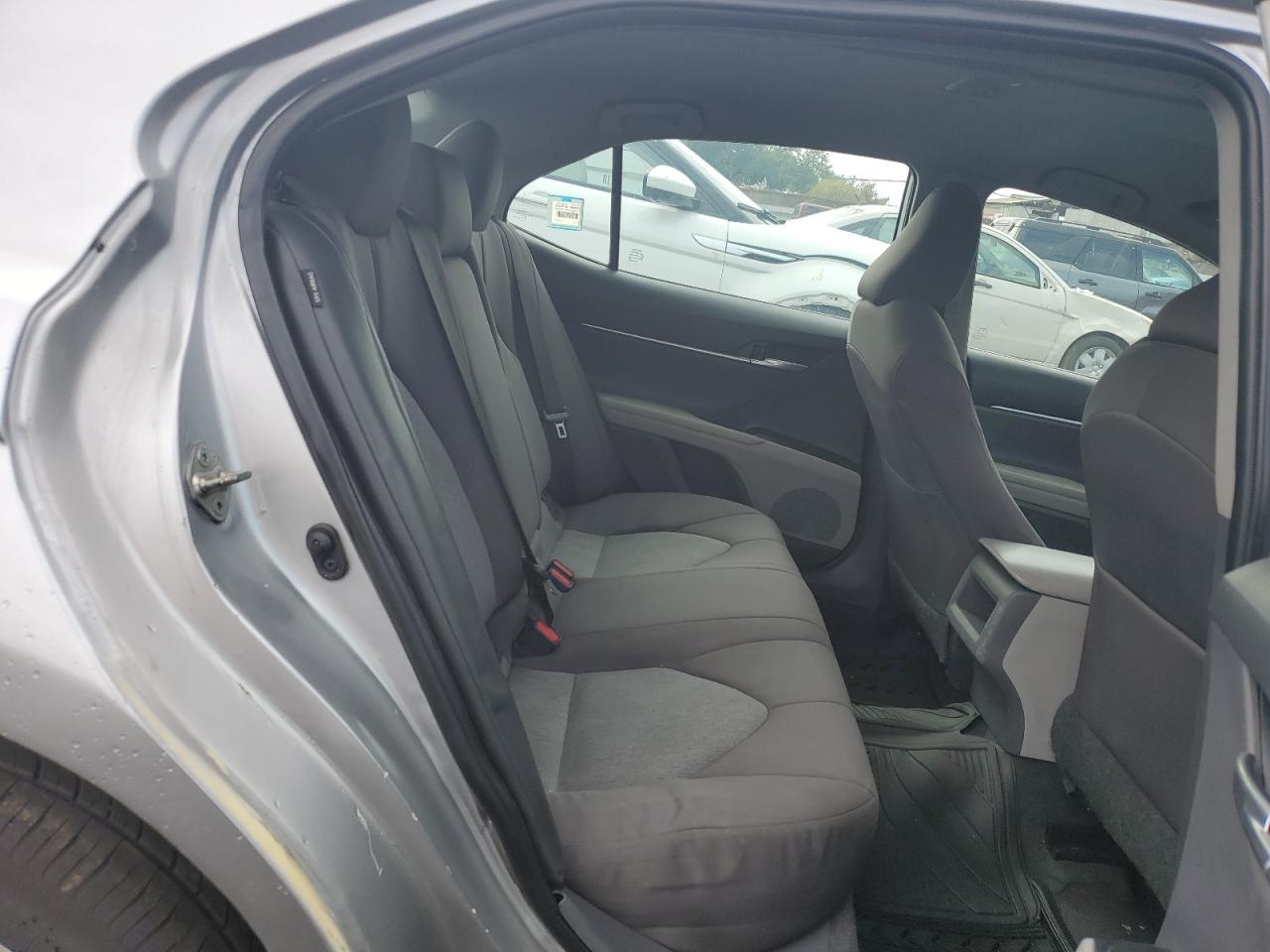 2019 Toyota Camry L VIN: 4T1B11HK0KU812133 Lot: 83811355