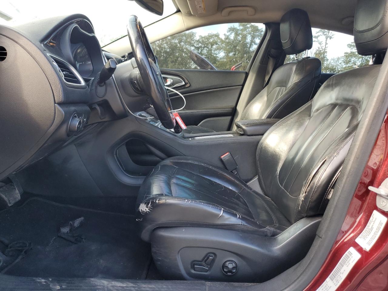 2015 Chrysler 200 C VIN: 1C3CCCCB7FN611937 Lot: 71101145