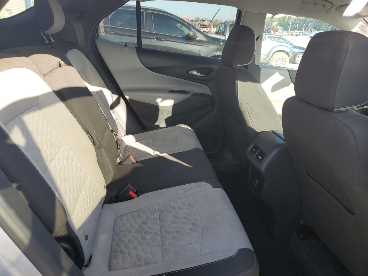 2020 Chevrolet Equinox Ls VIN: 3GNAXHEV1LS537077 Lot: 80951575