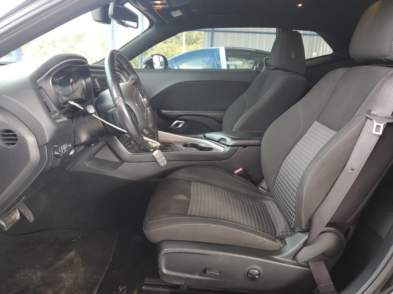 2022 Dodge Challenger Sxt VIN: 2C3CDZAG0NH233515 Lot: 71951475