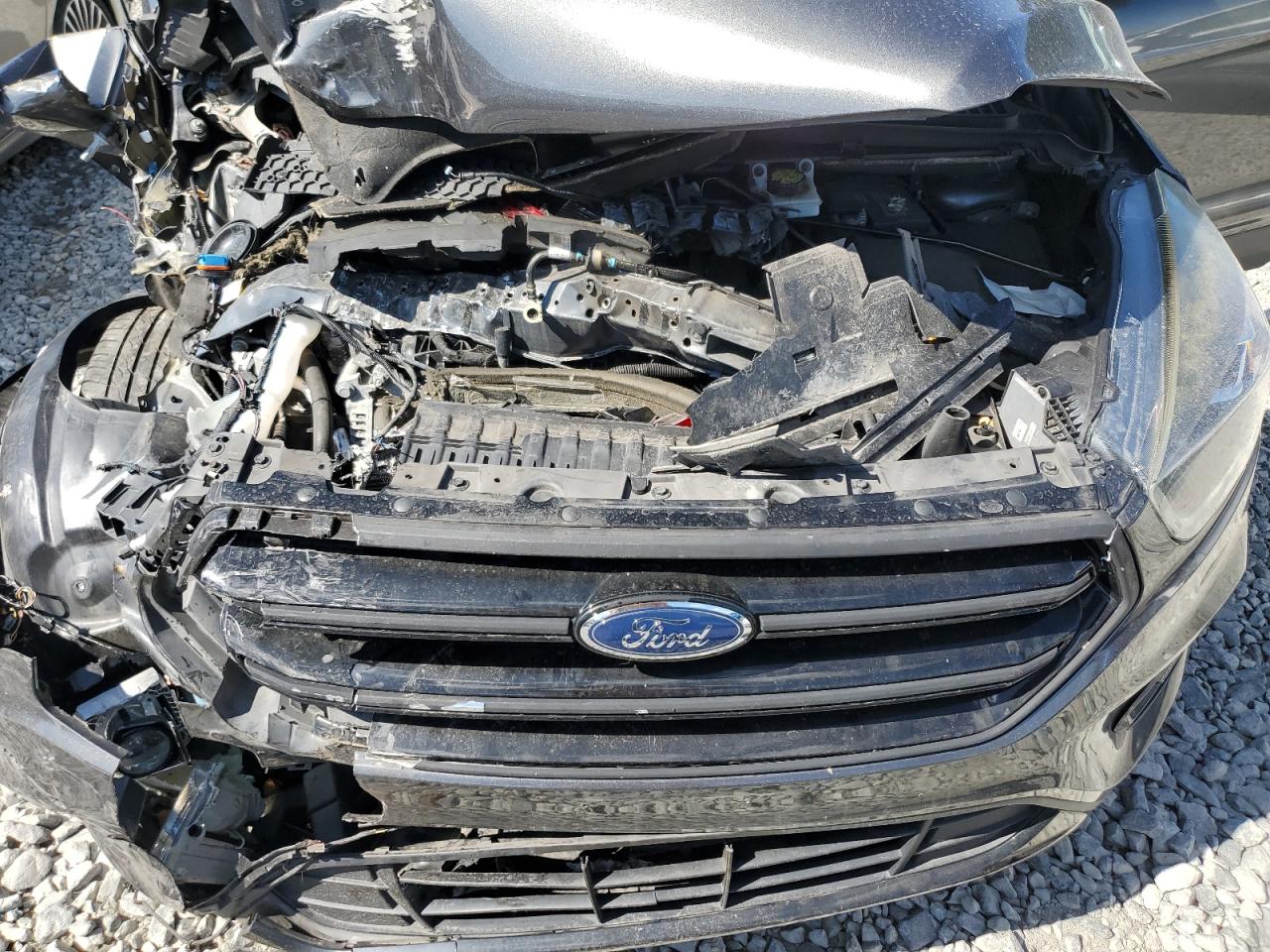 2018 Ford Escape Se VIN: 1FMCU9GD2JUA27270 Lot: 72067365