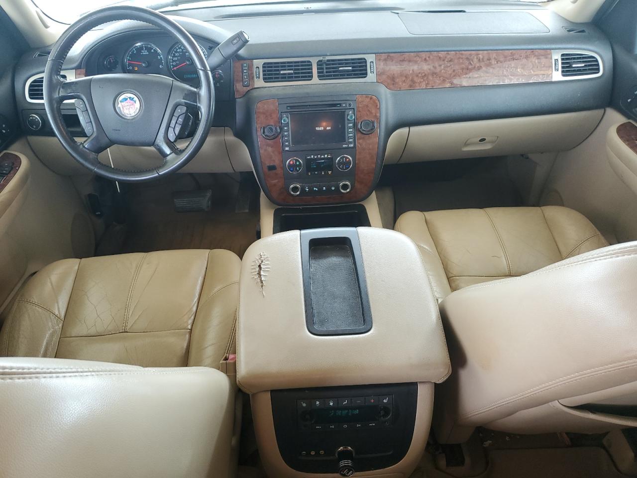 2007 Chevrolet Suburban C1500 VIN: 3GNFC16J87G107687 Lot: 81596915