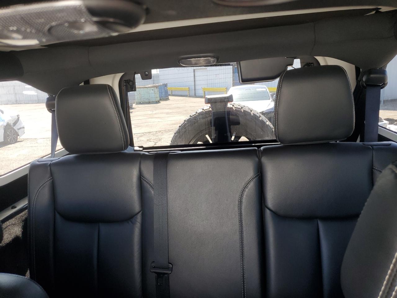 2017 Jeep Wrangler Unlimited Sahara VIN: 1C4HJWEG5HL588383 Lot: 81799555